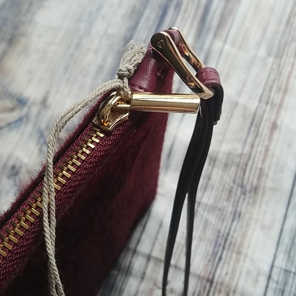 Faux Hair Handbag - Picture 5 of 8